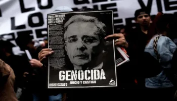 Presentan demanda contra absolución del expresidente Álvaro Uribe