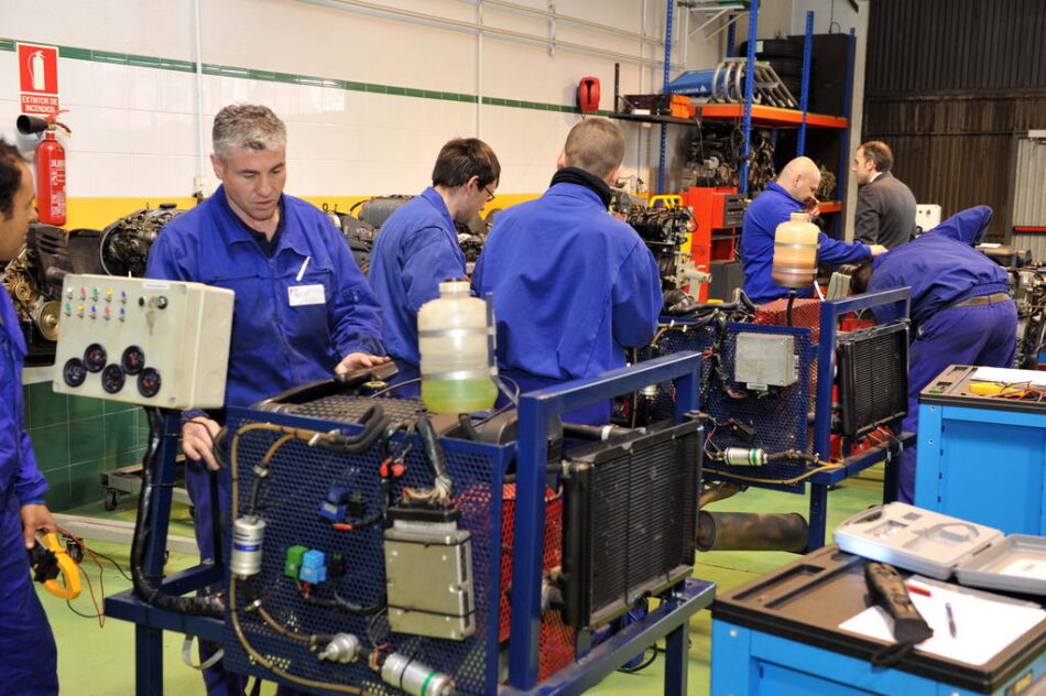 «Más empleo y más estable: 2025 suma medio millón de afiliados a la Seguridad Social»