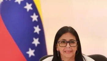 Delcy Rodríguez llama a la unidad nacional: «La gran victoria del enemigo sería dividirnos, pero no lo van a lograr»