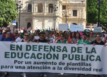 USTEA alerta del grave malestar docente en Andalucía y el deterioro de la educación pública