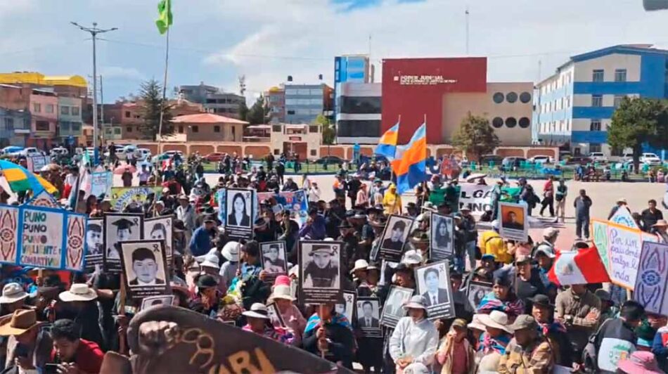 Una multitudinaria marcha denuncia en su tercer aniversario la Matanza de Juliaca, en Perú