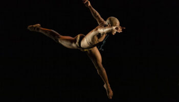 Afrocubanidad, grabado y danza en nueva obra de Rosario Cárdenas