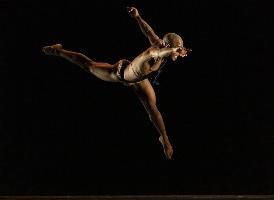 Afrocubanidad, grabado y danza en nueva obra de Rosario Cárdenas