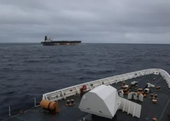 Rusia exige a EE.UU. liberar a tripulación de petrolero secuestrado en aguas internacionales