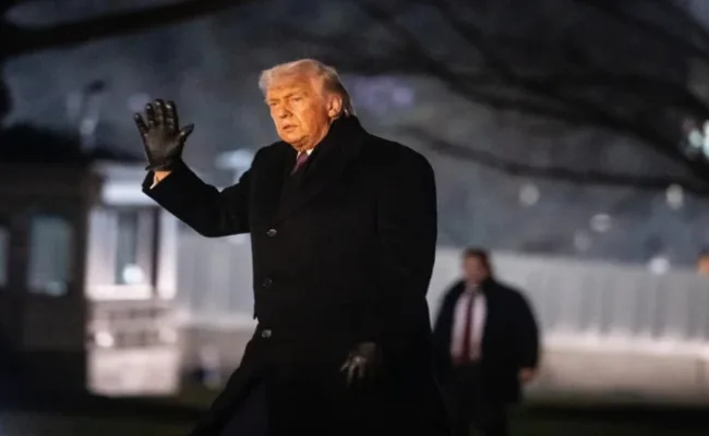 Trump confirma que EE.UU. tiene una «flota enorme» dirigiéndose a aguas cercanas a Irán