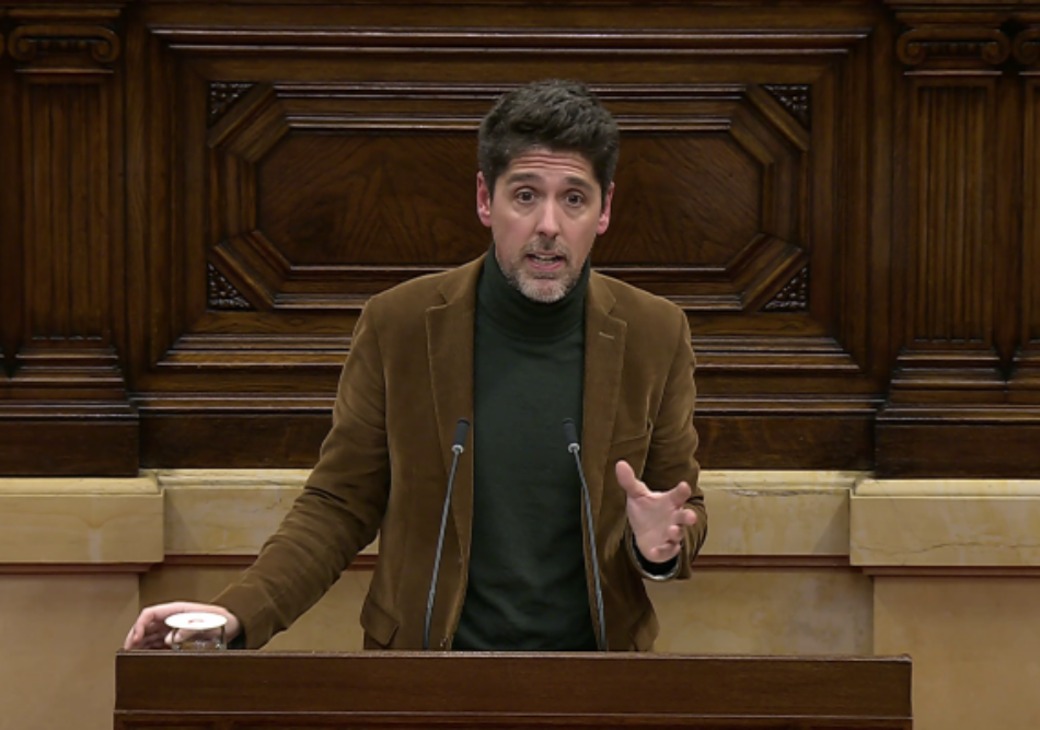 El Parlament dona suport a la pujada de l’SMI fins als 1.221 euros a proposta dels Comuns
