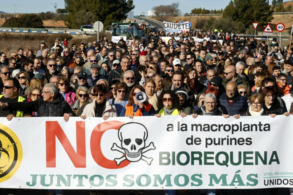 Protestan en Requena contra el proyecto de instalación de una planta de biogás
