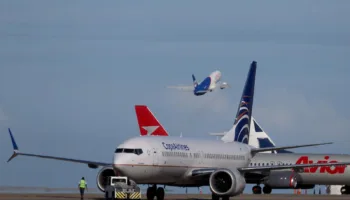 Estados Unidos comunicó levantamiento de restricción aérea contra Venezuela a presidenta encargada, Delcy Rodríguez