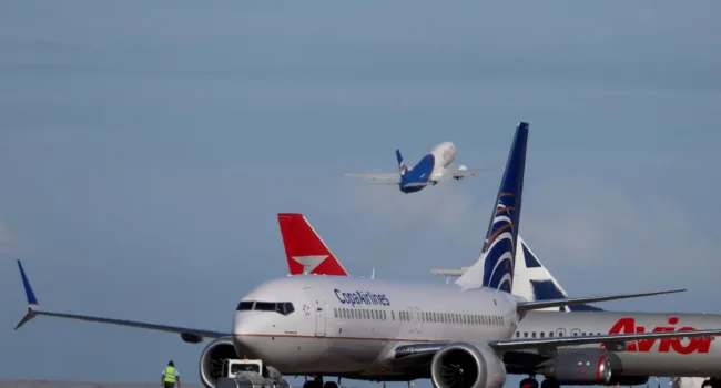 Estados Unidos comunicó levantamiento de restricción aérea contra Venezuela a presidenta encargada, Delcy Rodríguez