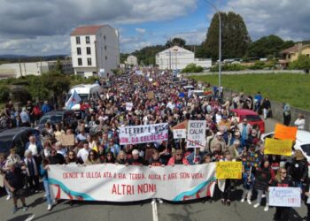 ‘Altri Non’ celebra a vitoria contra a macrocelulosa pero advirte que aínda fica o golpe de graza