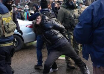 Expertos de ONU acusan a ICE de “asesinatos extrajudiciales” en EEUU