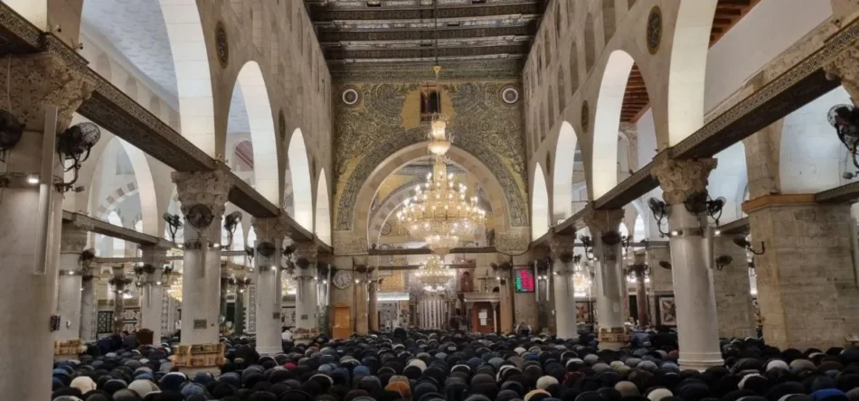 Hamas llama al pueblo palestino a proteger la mezquita Al-Aqsa