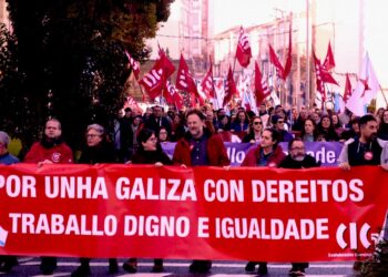 CIG, ELA, LAB, Intersindical Catalá, IAC, Intersindical Valenciana e STEI reuniranse cos partidos para tratar o SMI