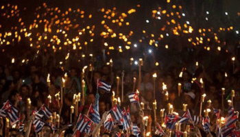 Cuba bajo ataque, pero en pie de lucha