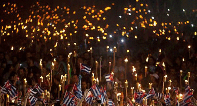 Cuba bajo ataque, pero en pie de lucha