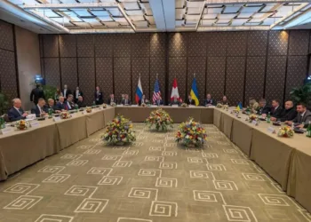 Rusia, EE.UU. y Ucrania inician conversaciones en Ginebra