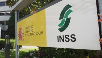 FETAP-CGT denuncia que el INSS dejó más de tres años sin pensión a una persona con una discapacidad superior al 65%