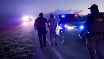 EE.UU. exige datos de críticos del ICE a empresas tecnológicas