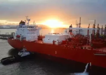 Venezuela logra primera exportación de gas licuado de petróleo