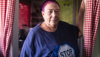 El desahucio de Paca Blanco se suspende gracias a la presión social y mediática