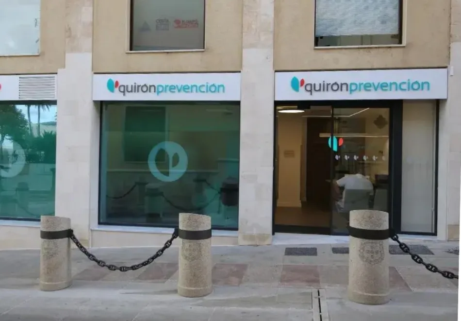 Sanidad y Trabajo se desentienden de las denuncias de FACUA contra grupo Quirón por alertar falsamente de riesgo de cáncer para vender analíticas