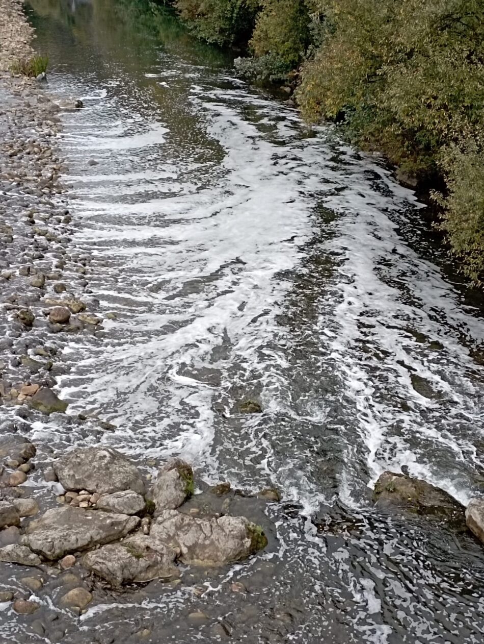 «Otro vertido al río Nalón que se queda sin sancionar»