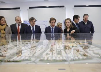 Colectivos de Tetuán denuncian el “atropello” del nuevo plan de Almeida para edificar en altura en el distrito más denso de Madrid