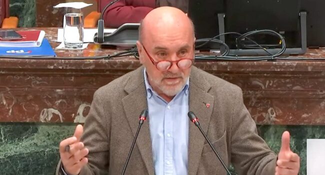 IU-Verdes denuncia que el PP y los tránsfugas de Vox aprueban en Murcia un decreto de vivienda «al servicio de la especulación y contra la democracia parlamentaria»