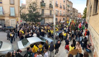 Sabotaje a más de un centenar de centros educativos y cortes en el inicio de la huelga educativa