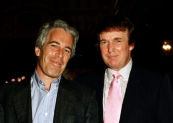 La carta enviada por Donald Trump a Epstein: «Tenemos ciertas cosas en común, Jeffrey […] Feliz cumpleaños, y que cada día sea un secreto maravilloso»
