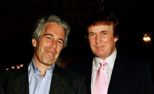 La carta enviada por Donald Trump a Epstein: «Tenemos ciertas cosas en común, Jeffrey […] Feliz cumpleaños, y que cada día sea un secreto maravilloso»