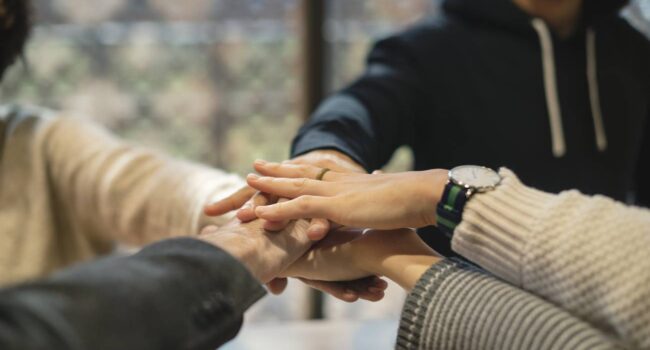 La estimulación cerebral impulsa a que las personas se comporten de forma menos egoísta