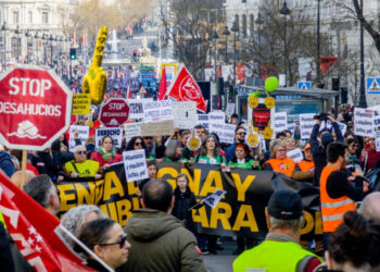 Indignación ante el nuevo decreto del Gobierno que exime de la moratoria antidesahucios a las viviendas de caseros con una o dos propiedades