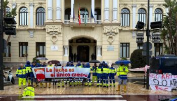 Se cumplen siete días de huelga indefinida en las redes de saneamiento de Málaga