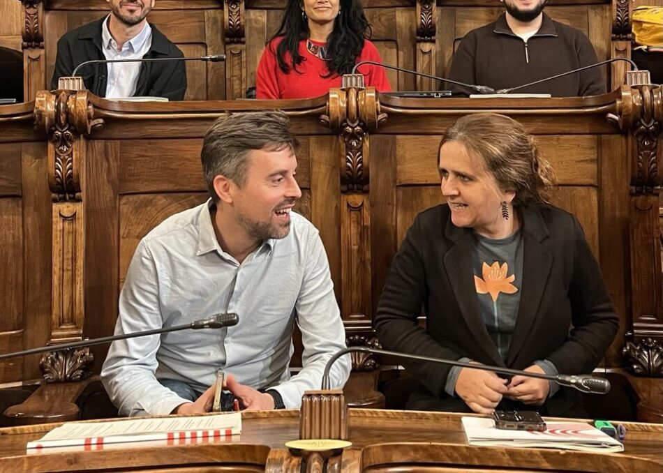 BComú exige al Ayuntamiento presentar la norma urbanística que prohibirá colivings y alquileres de temporada