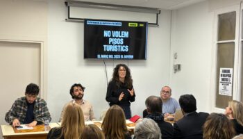 Badalona En Comú Podem dona suport a la Plataforma NoVolemPisosTurístics