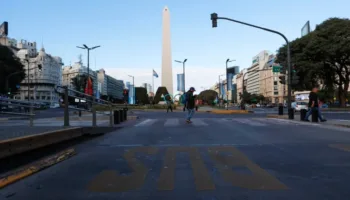 Argentina se paraliza en contra la reforma laboral promovida por Javier Milei