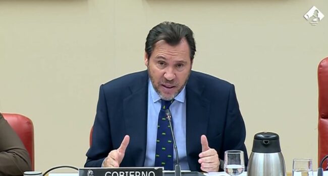 Oscar Puente excluye al SFF-CGT de las reuniones mientras el ferrocarril sigue colapsando