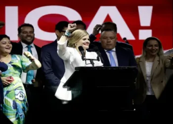 Derechista Laura Fernández es la virtual ganadora de las elecciones en Costa Rica