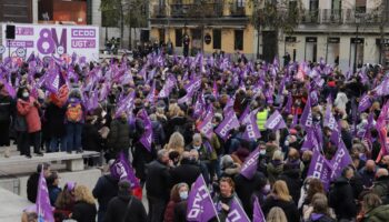 CCOO y UGT: «Sindicalistas feministas frente al negacionismo y el odio»
