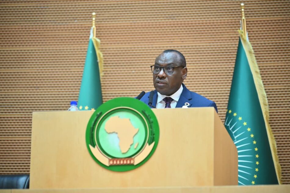 África demanda organización económica y dejar dependencia externa