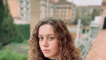 La riojana Elena Ollero Moreno publica su primera novela: «El encuentro»