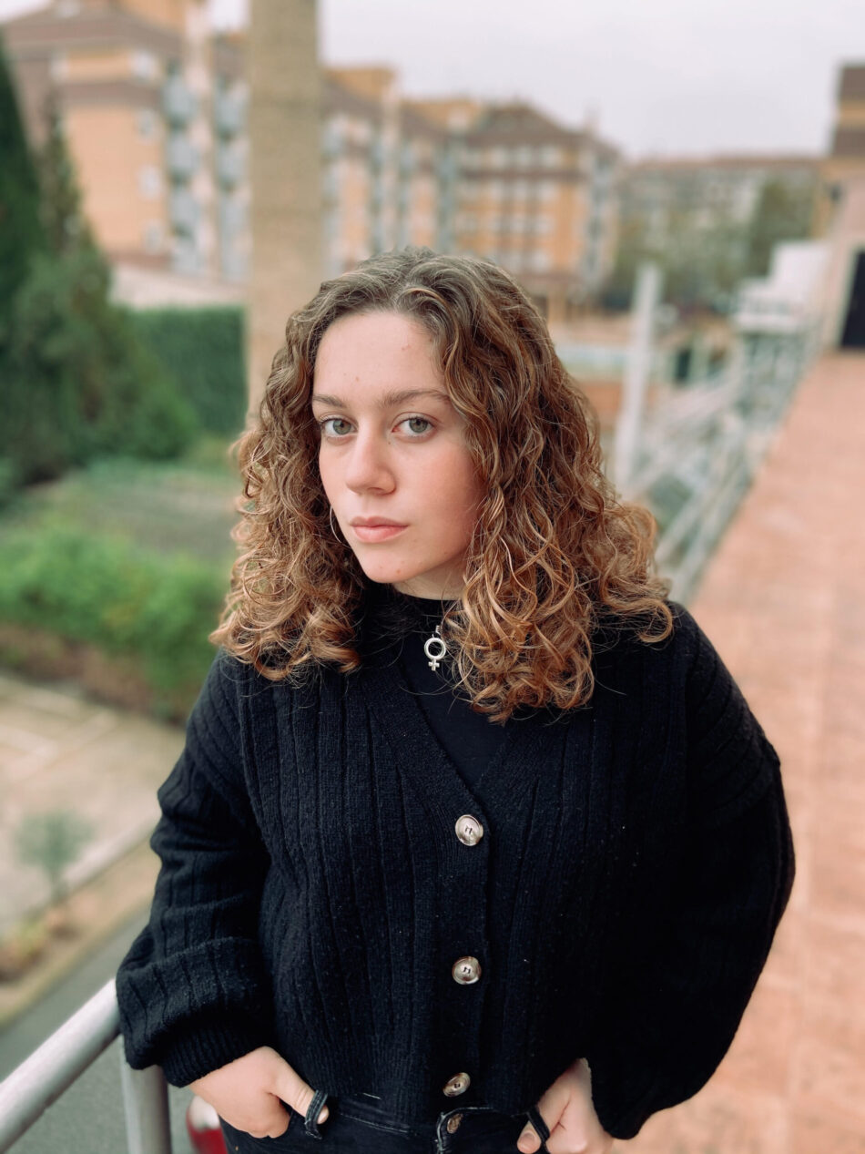 La riojana Elena Ollero Moreno publica su primera novela: «El encuentro»