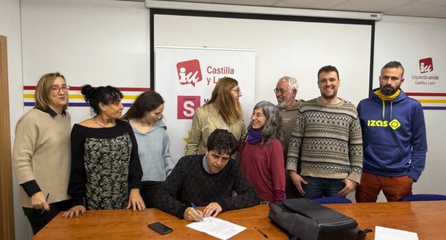 IU-Sumar-Verdes Equo firman un compromiso con las demandas de la plataforma Stop Biogás