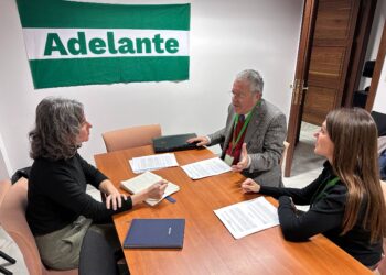 Adelante Andalucía se reúne con la Asociación de Guías de Turismo ante la preocupación por el abandono del PP a su profesión