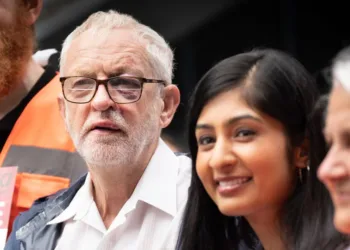 Your Party irrumpe en el Reino Unido en un momento de encrucijada y transformación del sistema político