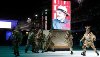 Presidente Lula da Silva es homenajeado en el Carnaval de Río de Janeiro