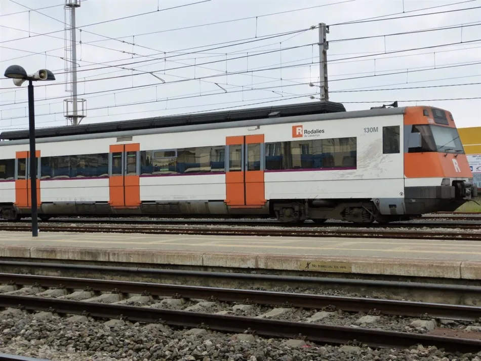 FACUA Catalunya pide al Gobierno y la Generalitat que tomen medidas urgentes para solucionar el colapso de Rodalies