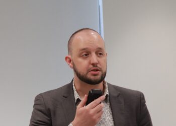 Sean Conner: “Venezuela representa un cambio de las tácticas de la guerra con consecuencias inconmensurables”