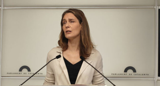 Els Comuns tanquen un acord amb el Govern per blindar 100.000 noves beques menjador en dos anys i reforçar l’educació pública